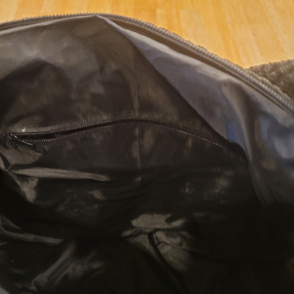 🔳EUC~ UP-CYCLED  SHOULDER BAG - Picture 7 of 9